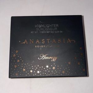 Anastasia Beverly Hills Amrezy